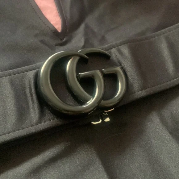 Gucci Sparkling black swimsuit or bodysuit with GG logo belt Miley Cyrus concert - Picture 9 of 11